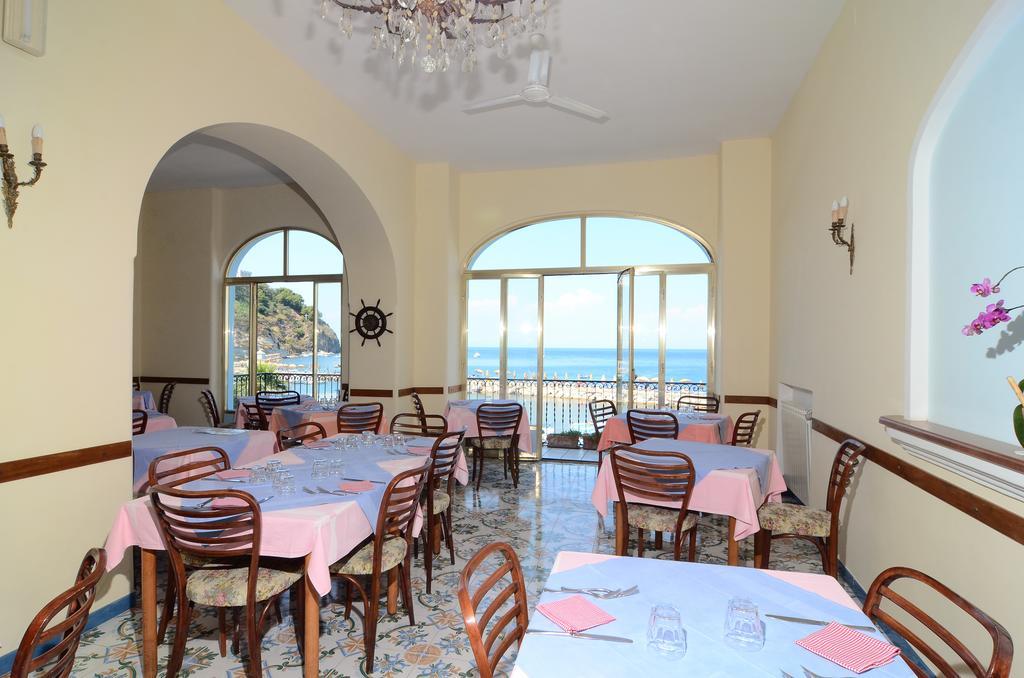 Hotel Terme Marina Lacco Ameno  Exterior photo