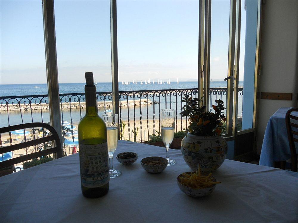 Hotel Terme Marina Lacco Ameno  Exterior photo
